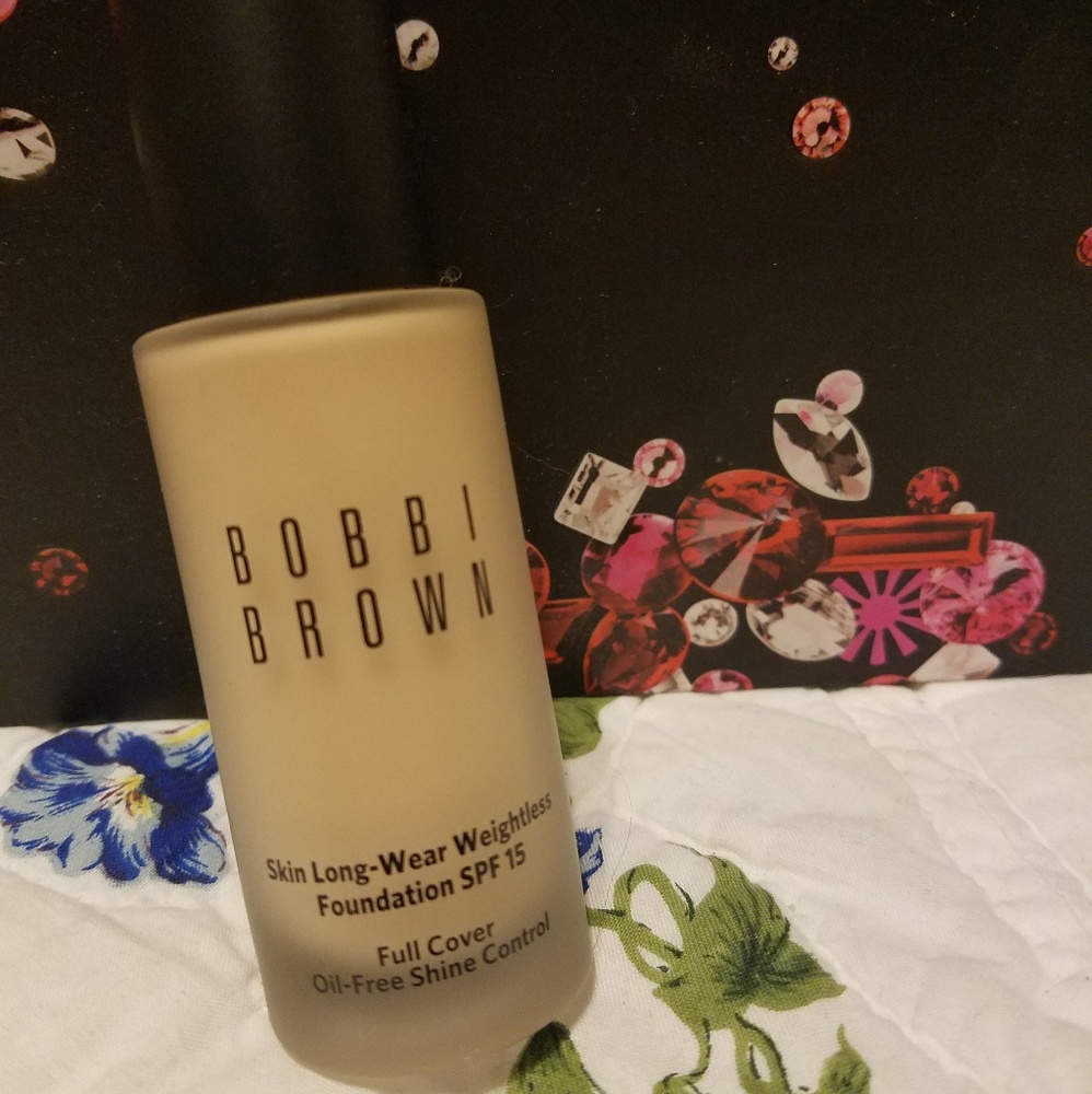 Bobbi Brown Full Coverage Foundation--Porcelain